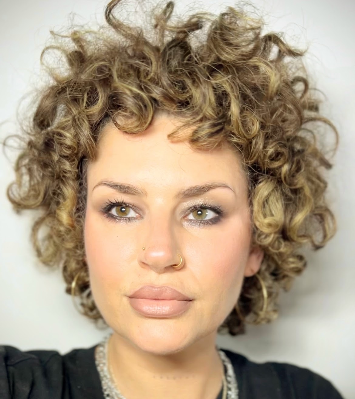 kerry-welsted-profile Kerry Welsted - Permanent Makeup and Aesthetics - Profile Image